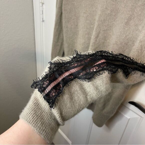 Neiman Marcus 100% Cashmere Tan Black Lace Minimalist Preppy Sweater Size Large - Picture 4 of 7